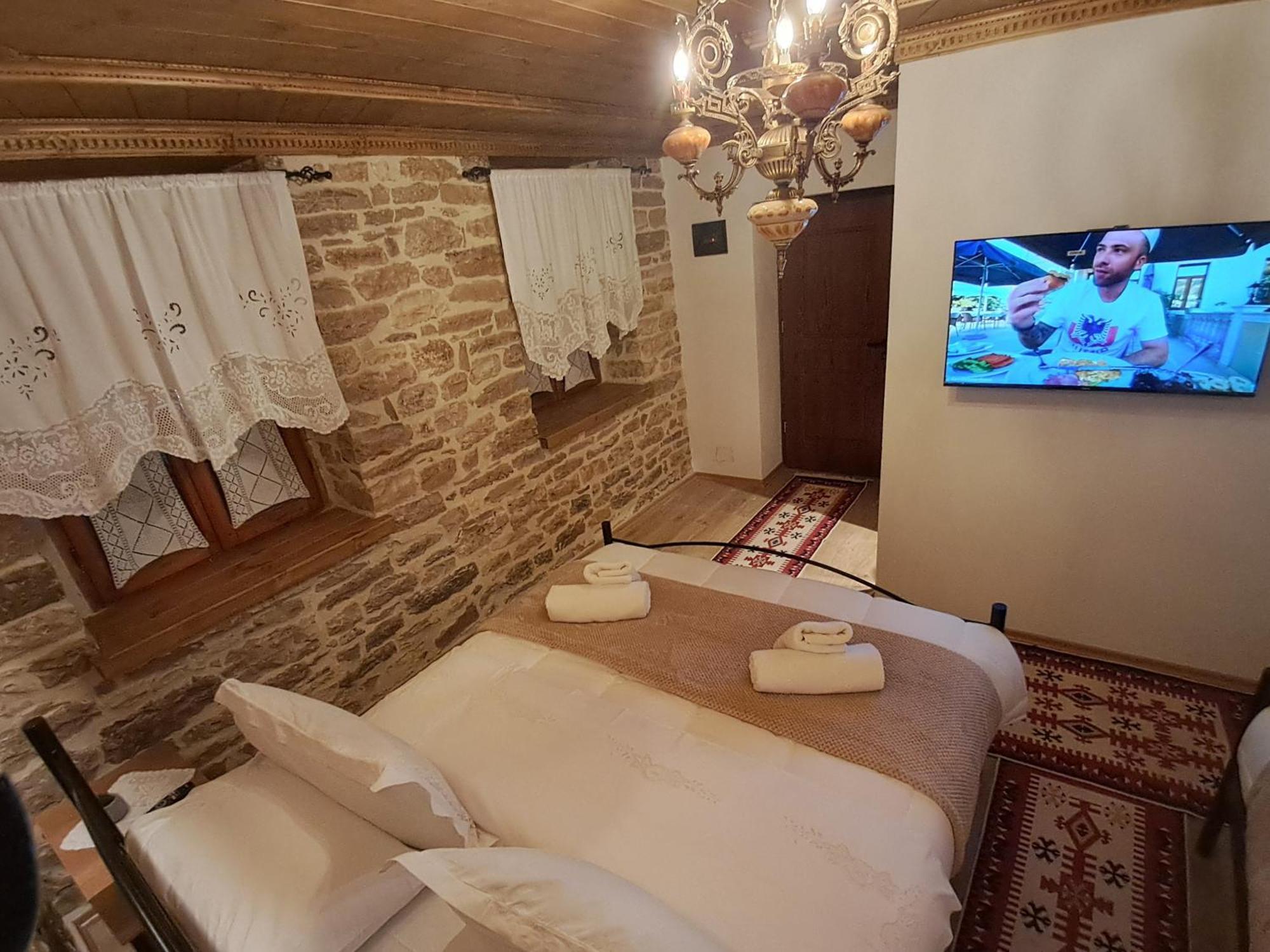 Guest House Hasko Gjirokastër Zimmer foto